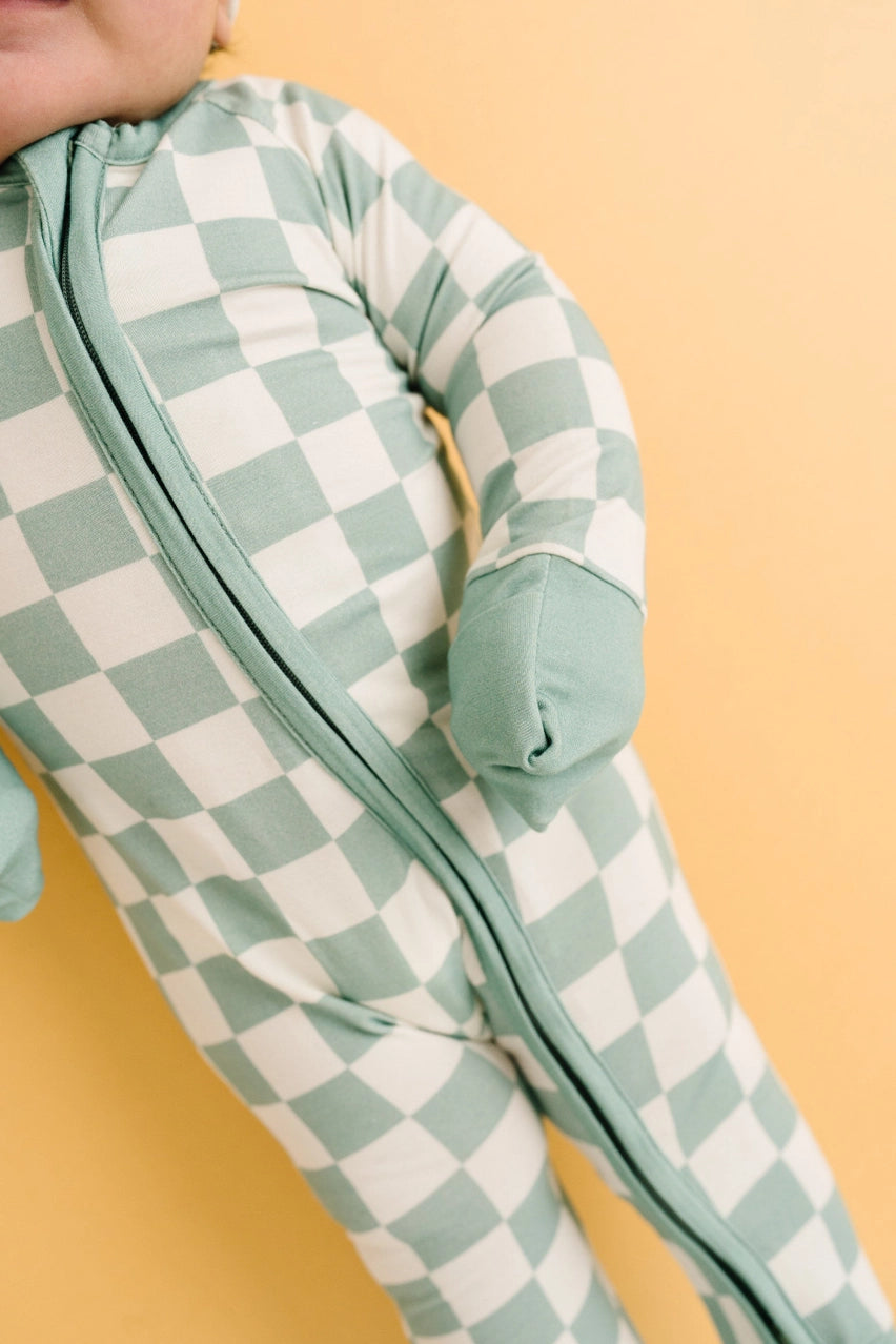 Seafoam Checkered Bamboo Sleeper