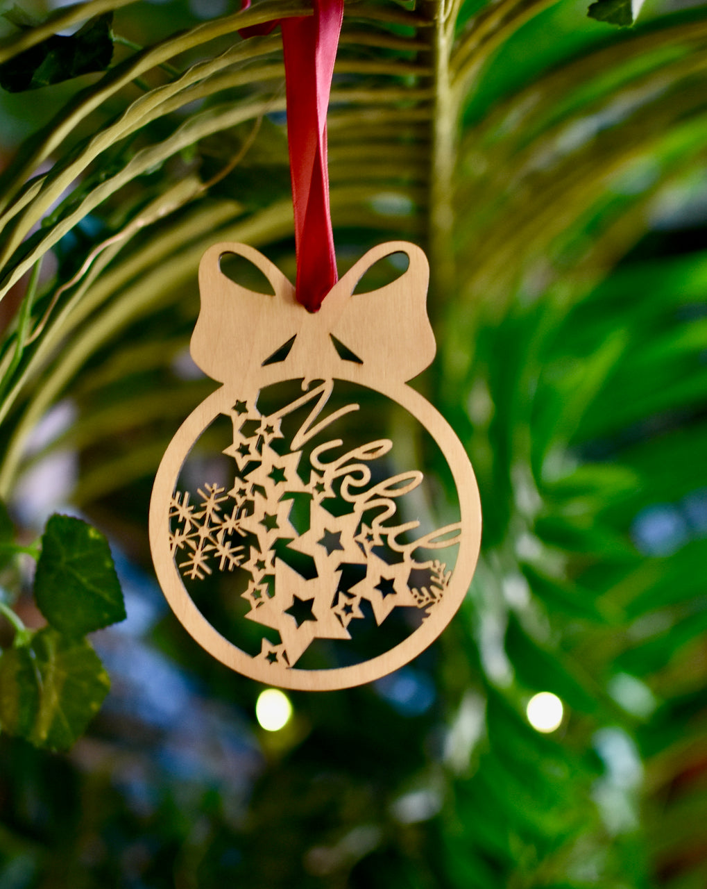 Personalized Christmas Ornament | Engraved | Bow Tie - HappyBundle