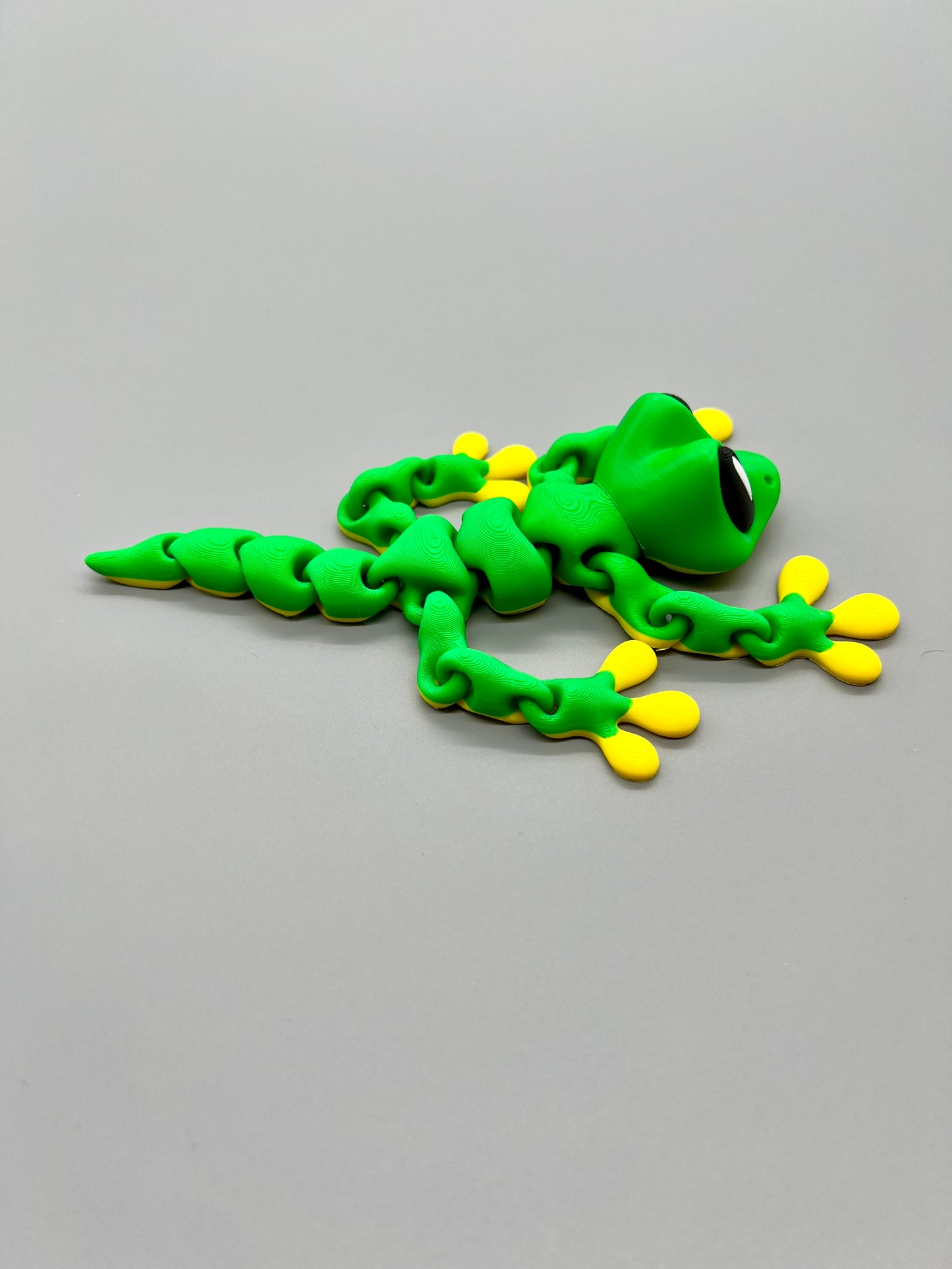Flexi Gecko | Articulated Fidget Toy with Magnetic Feet