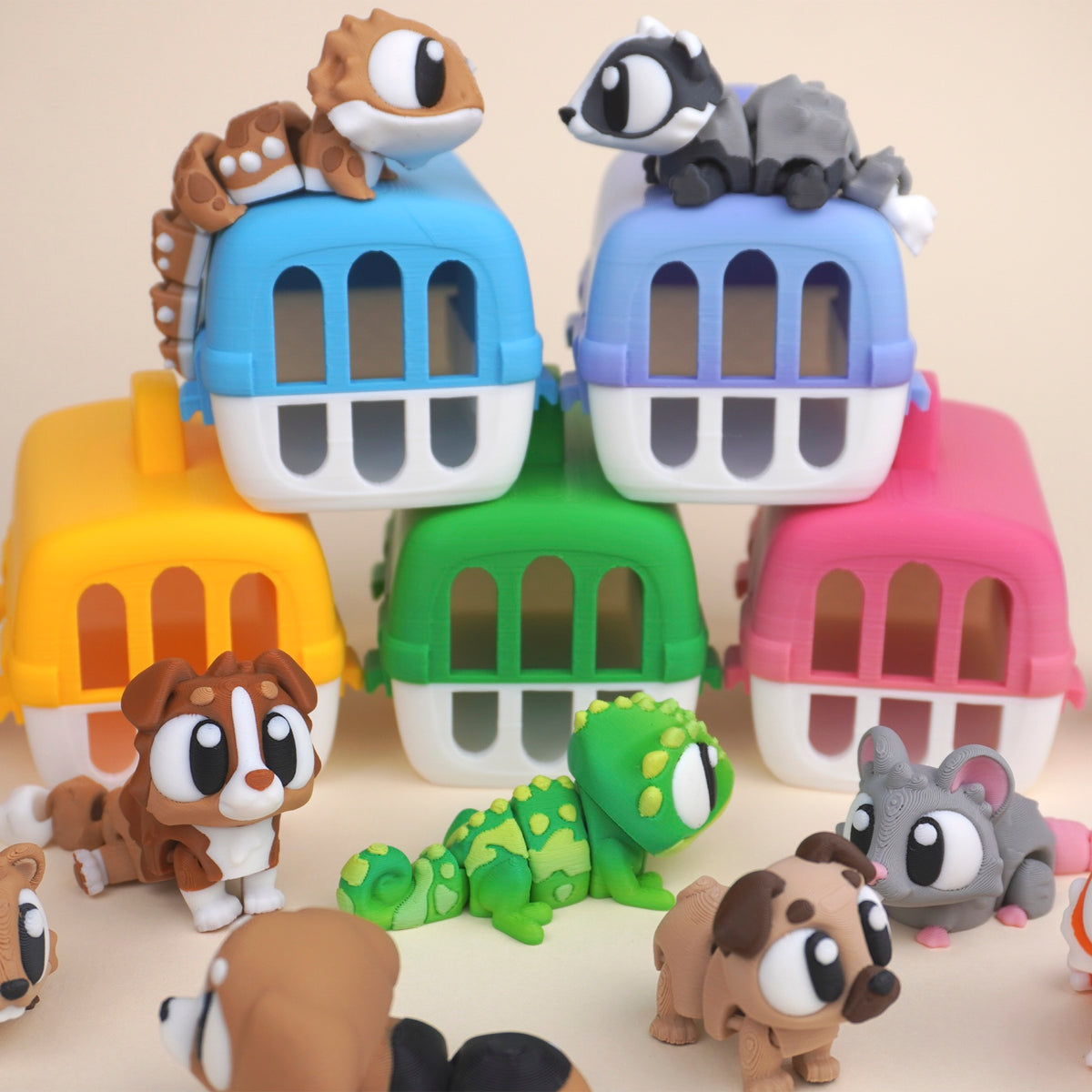 Colourful carriers with flexi animal friends, illustrative product image
