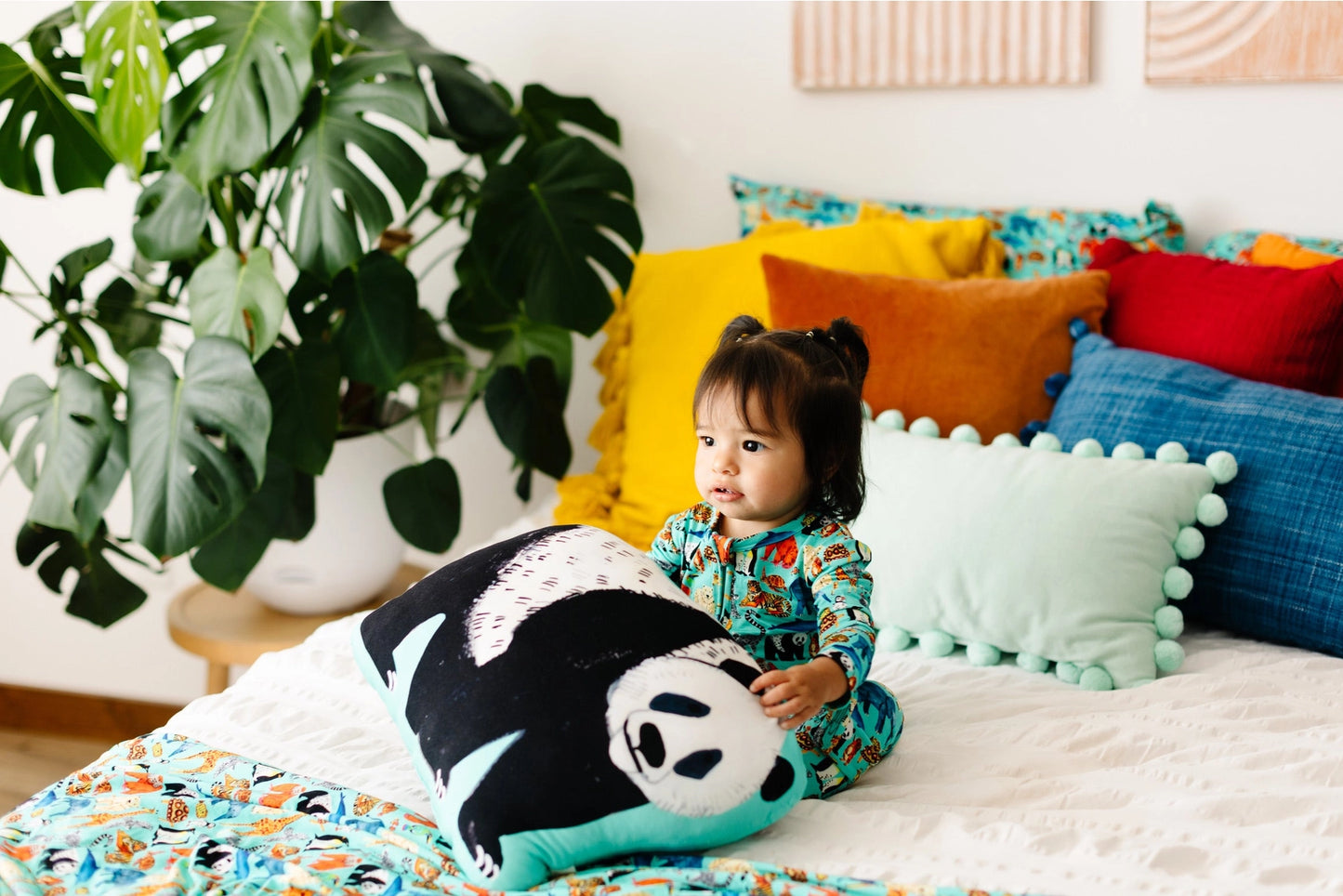 Wild Animals: Panda Bamboo Pillow