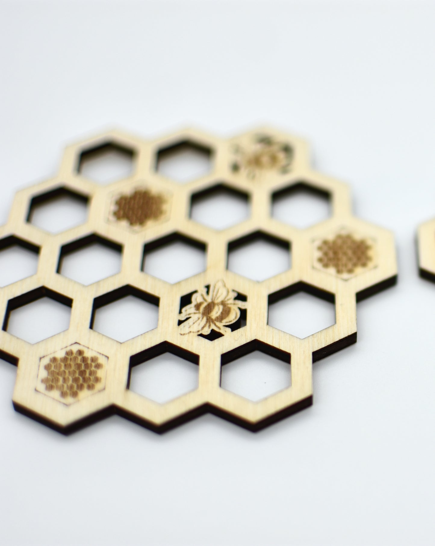 Honeycomb Bee Coasters - Set of 6 - HappyBundle