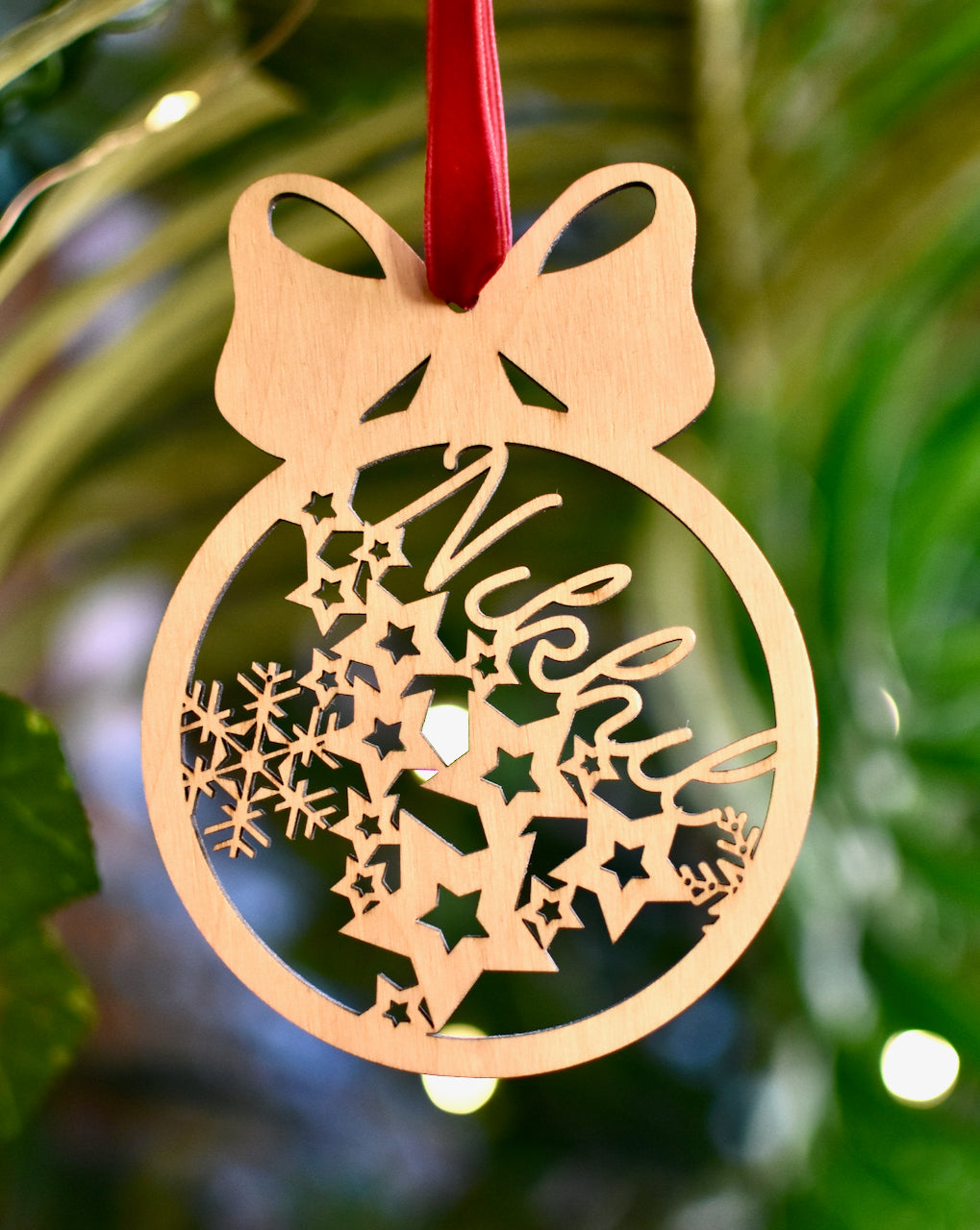 Personalized Christmas Ornament | Engraved | Bow Tie - HappyBundle