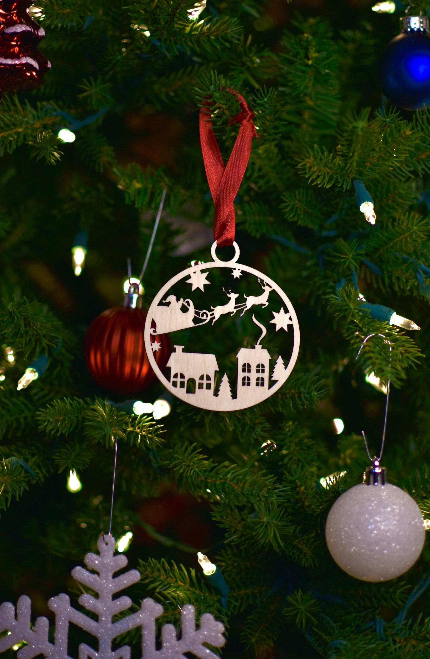 Christmas Ornament | Christmas balls | Santa with sleigh design - HappyBundle