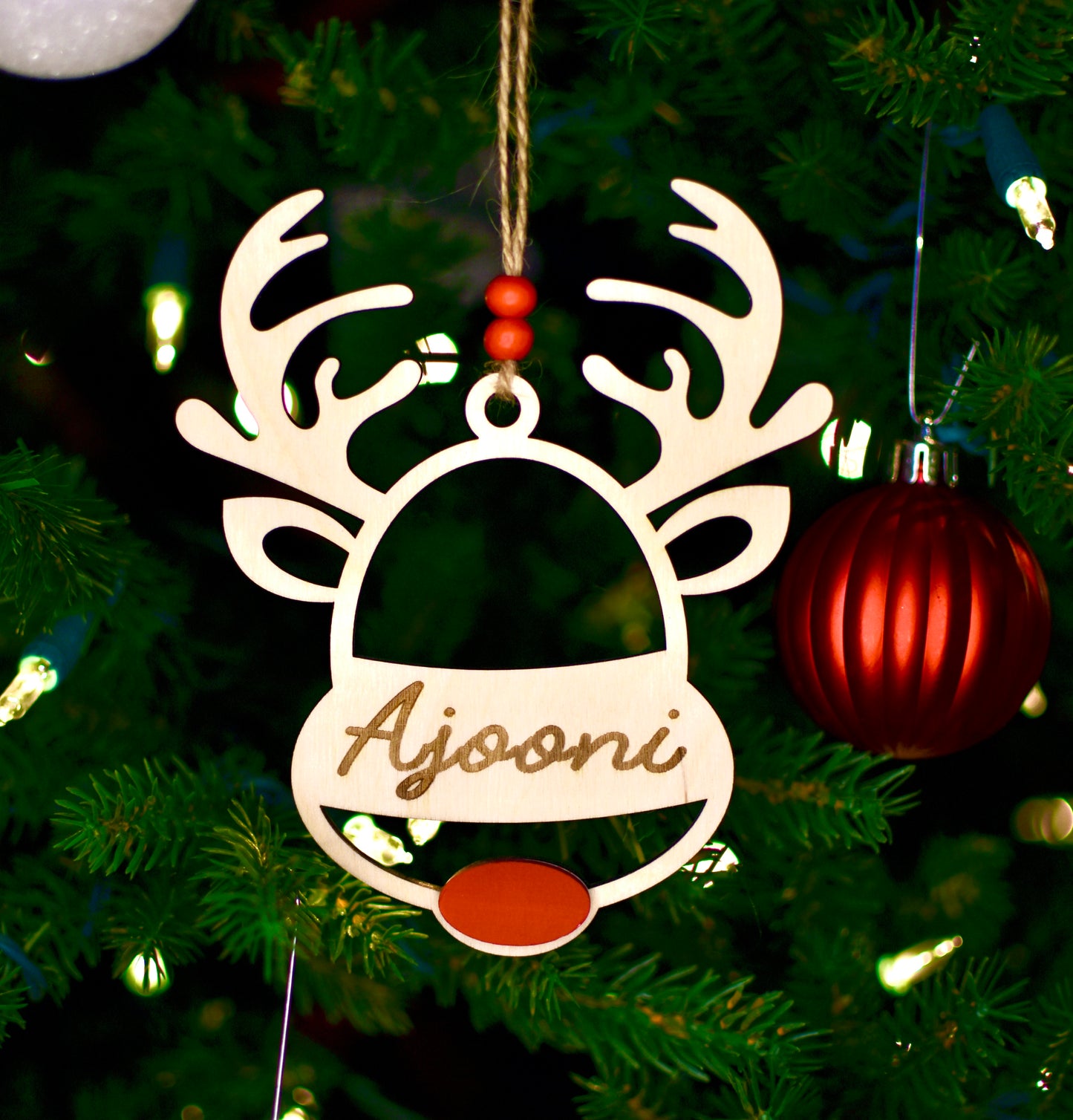 Santa's Reindeer Personalized Name Christmas Ornament - HappyBundle