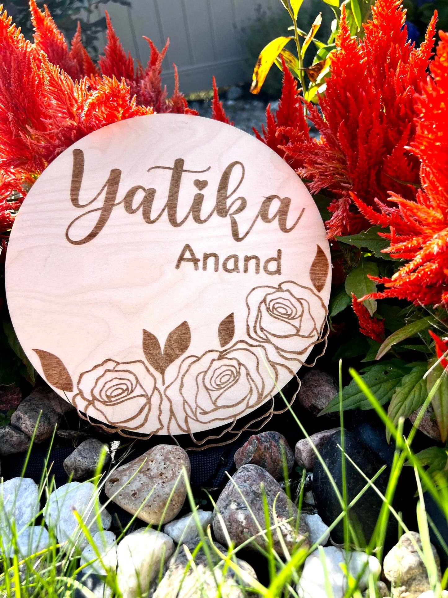 Personalized engraved circular Nursery Signs | kids | baby shower | kids birthday | new born gifts - HappyBundle