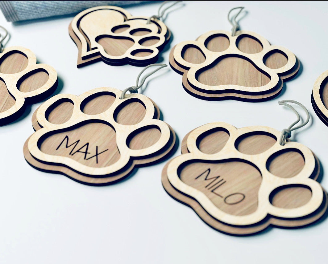 Personalized Pet Name Christmas Ornament Paw Design- Engraved - HappyBundle