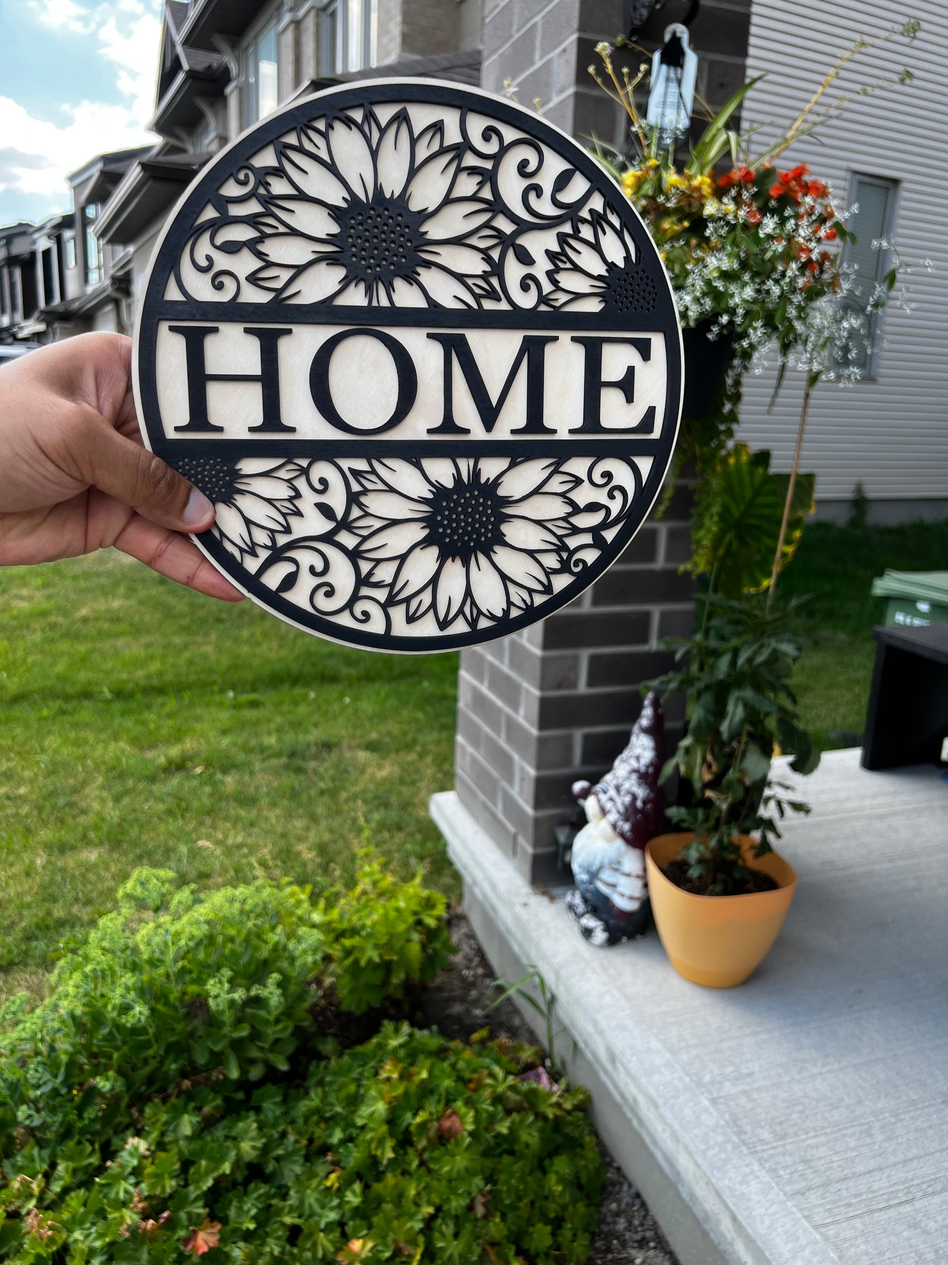Monogram Welcome Sunflower Sign - HappyBundle