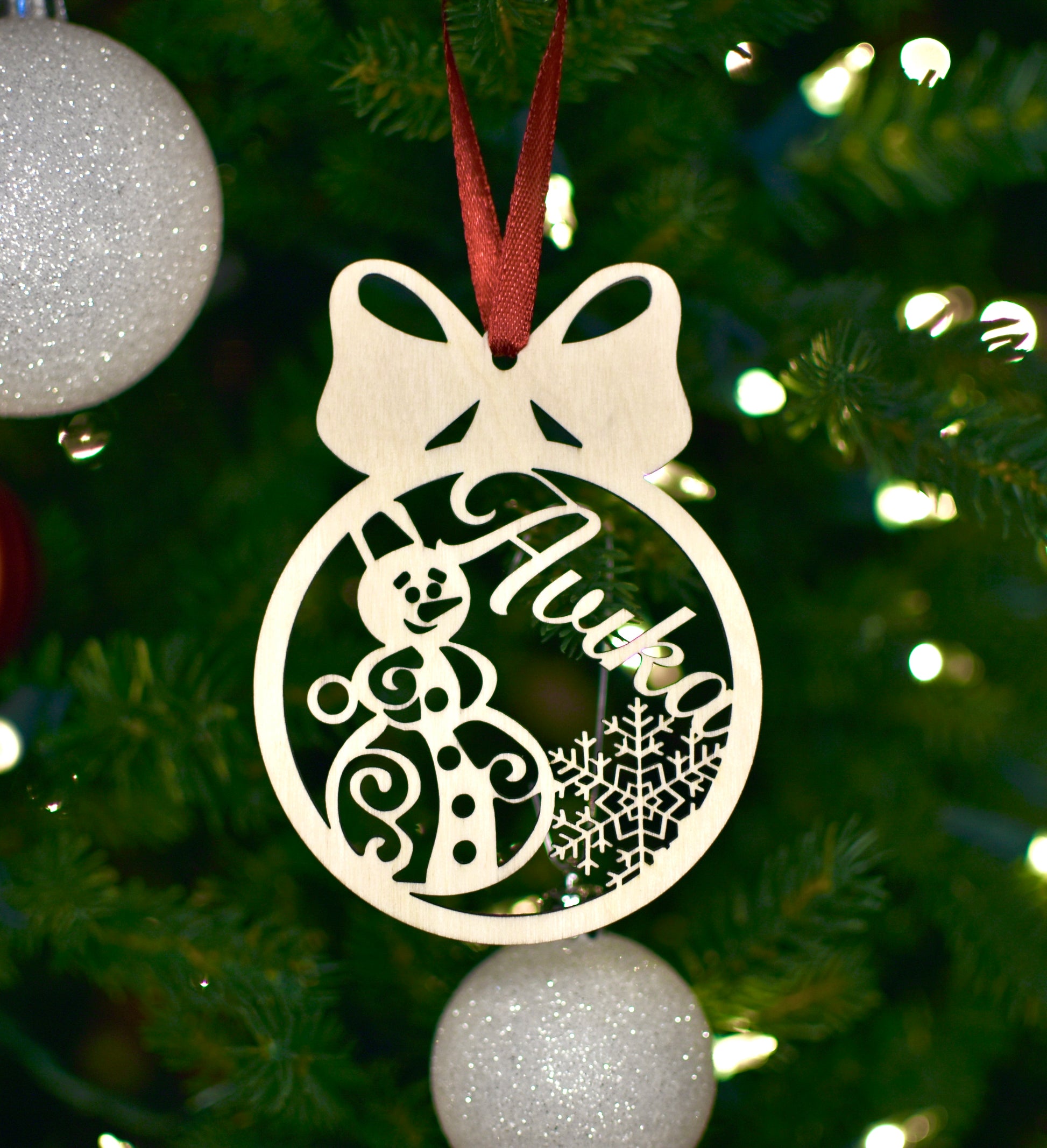 Personalized Christmas Ornament - Snowman with Christmas Bow - HappyBundle